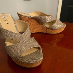 GUESS SHOES WEDGE PLATFORM SLIDES SANDALS GOLD GLITTER Size 8.5